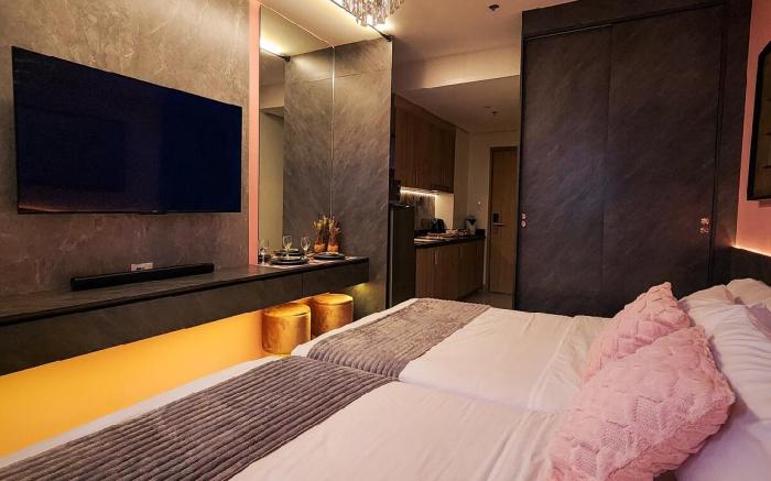 Hera Suite by YourNest @ Shore2 (Netflix + Wifi)