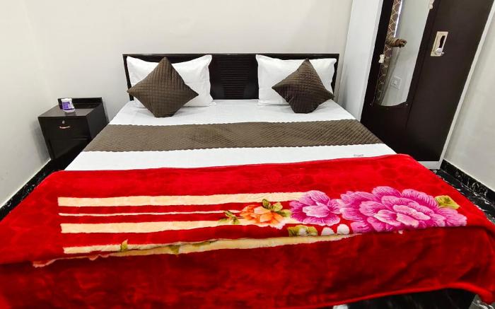 VASANT VIHAR HOME STAY INN