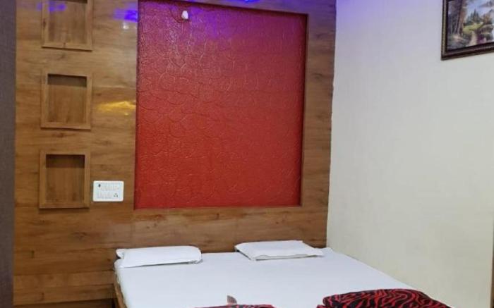 New Hotel Shree Radha Krishna Palace