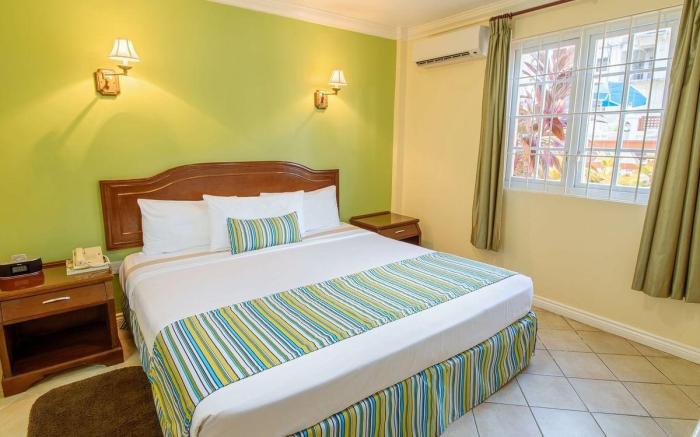 Bay Gardens Hotel