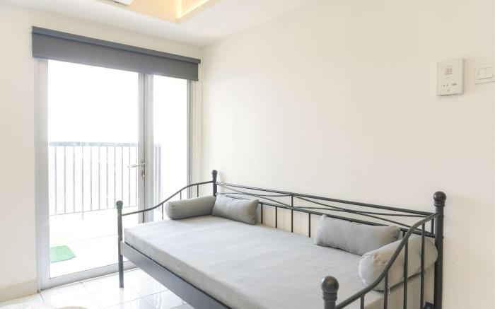 Brand New 1BR at The Wave Kuningan Apt By Travelio