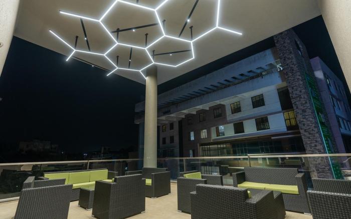 The Living Hub Business Hotel, Kolhapur 