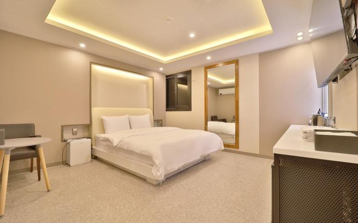 Deagu hotel rubato RB