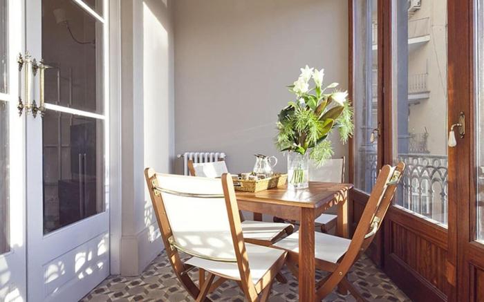Boutique Apartment with Lift in Rambla Catalunya