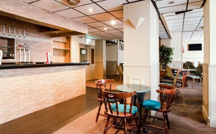 OYO Southbank Hotel