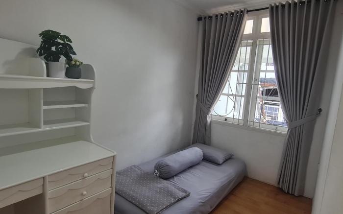 Cemara Homestay- 5 minutes from Jagorawi Toll Gate