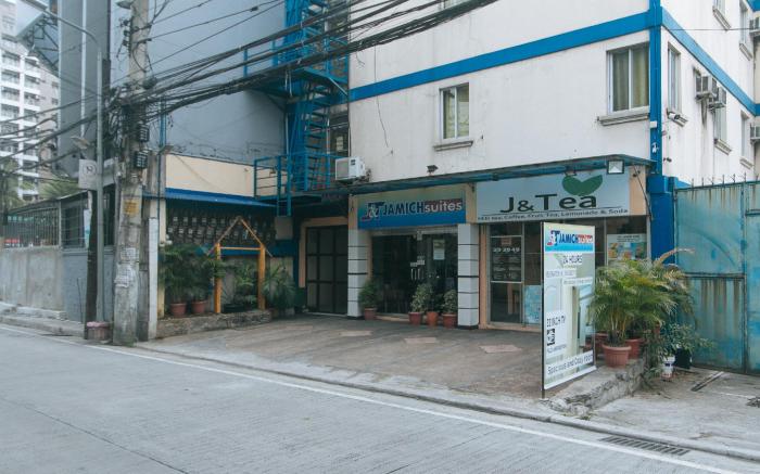 J&T Jamich Suites by RedDoorz