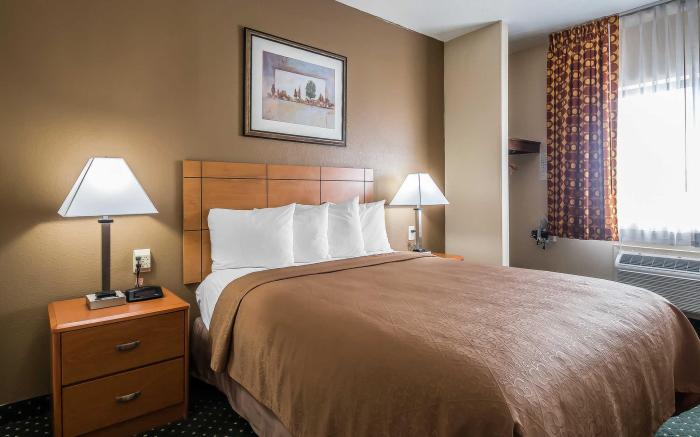 Quality Inn Coralville - Iowa River Landing