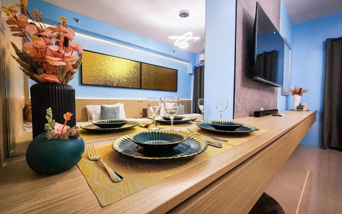 Maia Suite by YourNest @ Shore 2