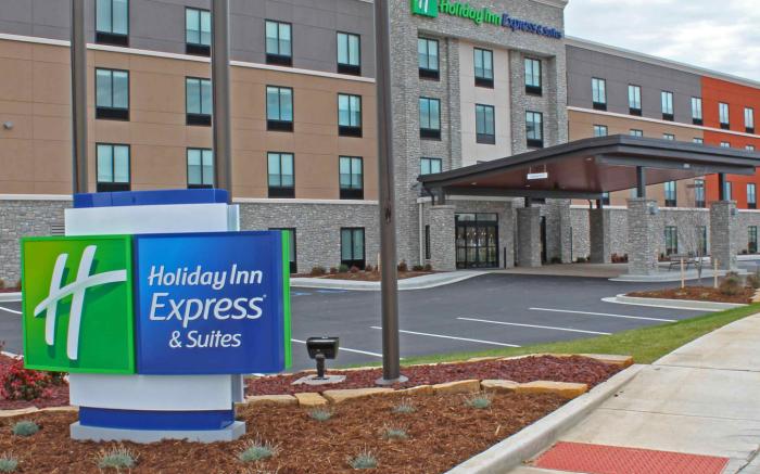 Holiday Inn Express Columbus Northeast By IHG