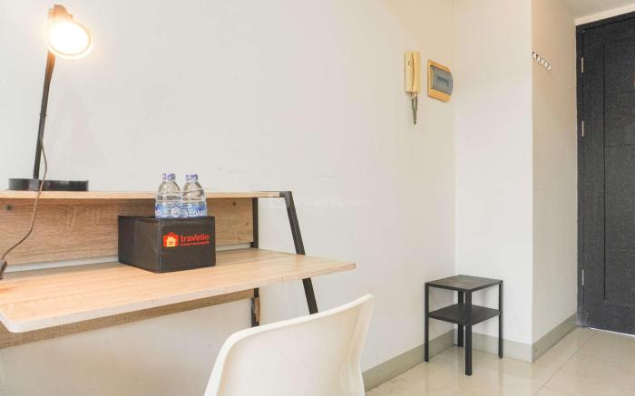 Comfort Studio Ambassade Kuningan Apt By Travelio