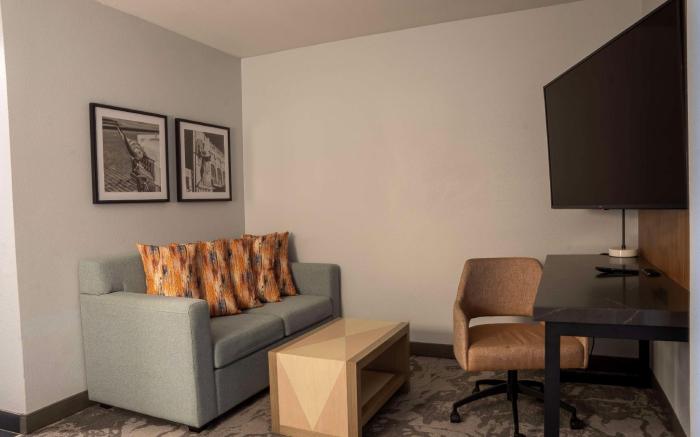 DoubleTree by Hilton Fort Worth Fossil Creek
