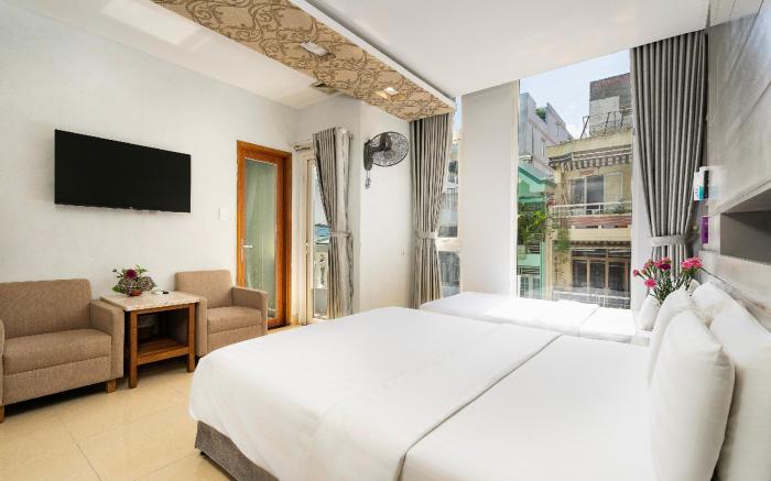 Lucky Star Hotel Q5