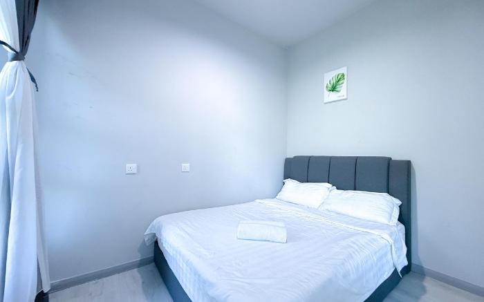 Sunrise at Jesselton Quay