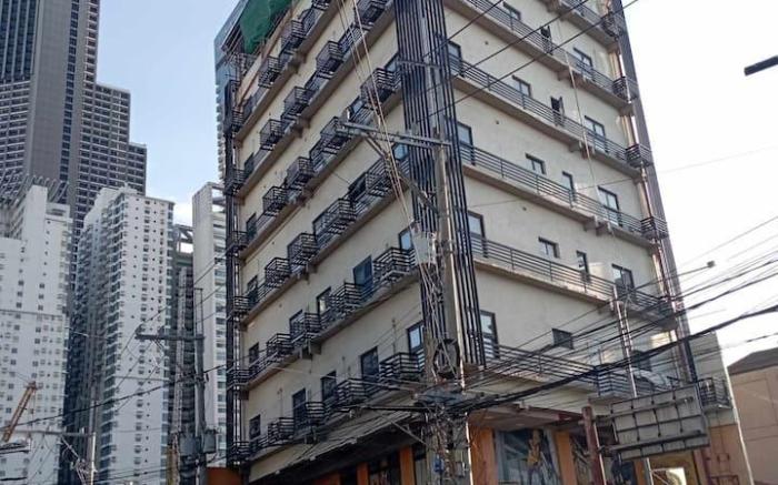 St. Marvin Studio M609