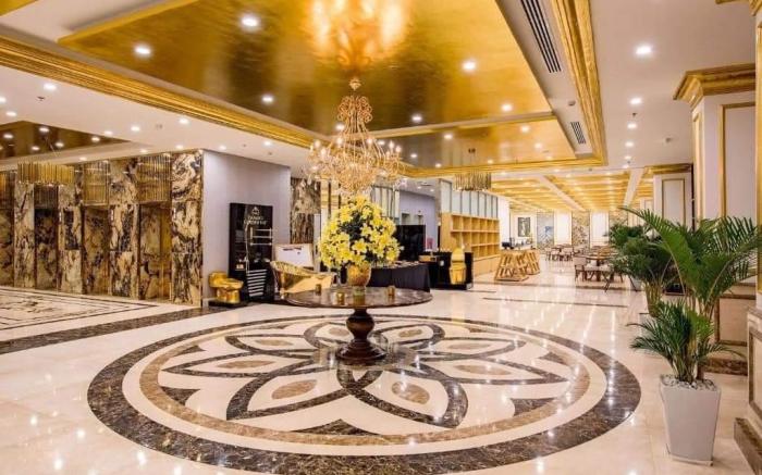 GOLDEN APARTMENT With SEA VIEW