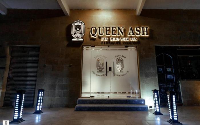 Queen Ash pyramids view