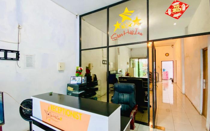 RedDoorz @ Star Hill Inn Syariah Tebing Tinggi