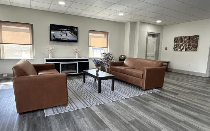 HomeTowne Studios Richmond, VA – W Broad St 