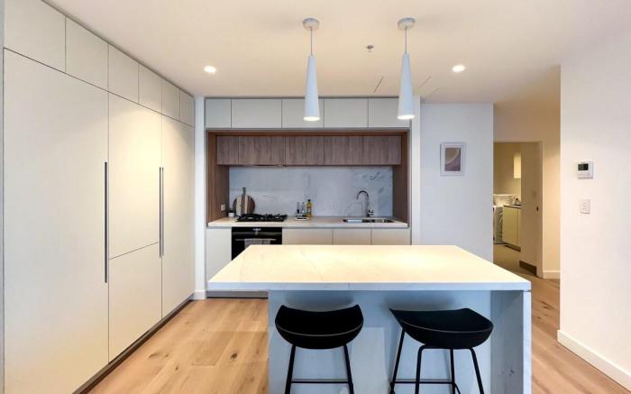 Luxury CBD Skyline View Apartment LV58