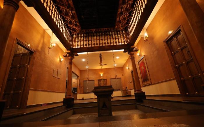 Luxurious Earthy homestay