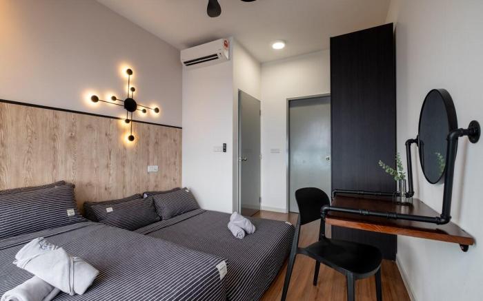 NEW M Vertica 3Bedroom8Pax Infinity Pool|MRT中文房东