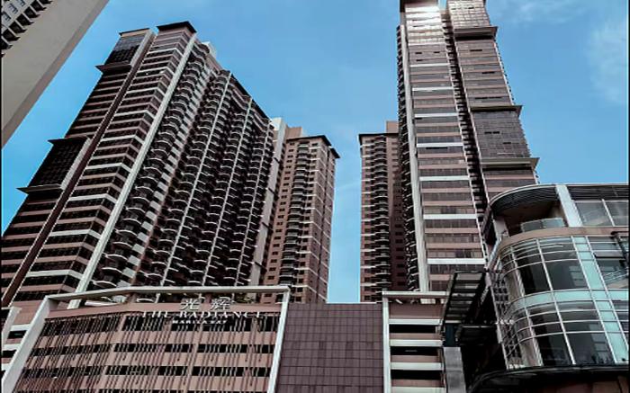 BayFront Suite 33 | The Radiance Manila Bay- Pasay