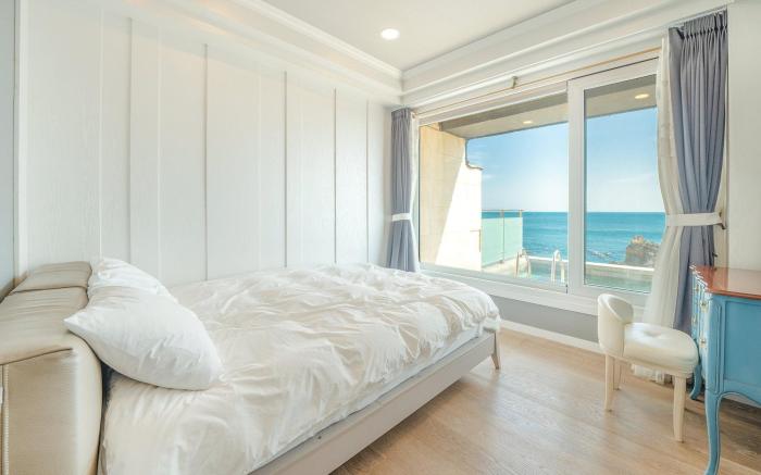 gyeongju blue21 poolvilla pension