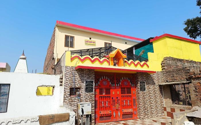 Hotel O Home Tulsi Satsang Bhawan Homestay