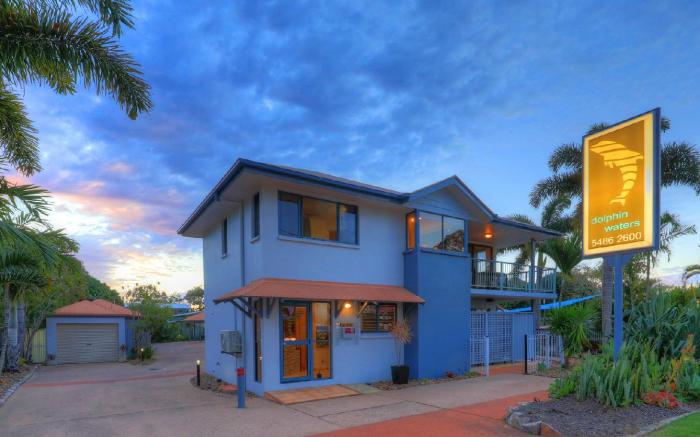 Dolphin Waters Apartment