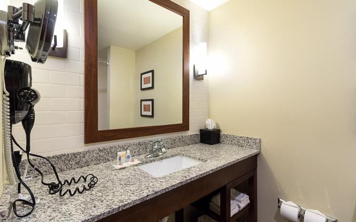 Comfort Suites & Conference Center