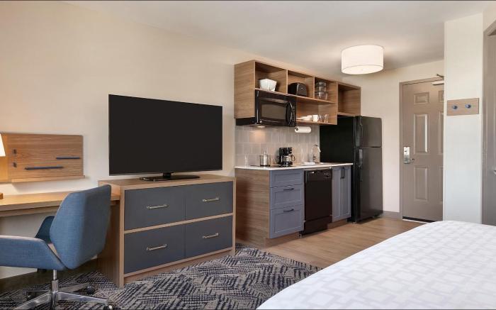 Candlewood Suites Burlington Conference Centre By IHG