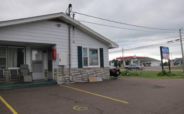 The White Horse Motel