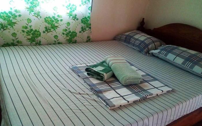 {GROUP} Room for 4 at Calitang pearl