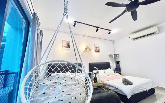 M 1-5Pax Cozy Home Trefoil 2QBeds Setia Alam WiFi