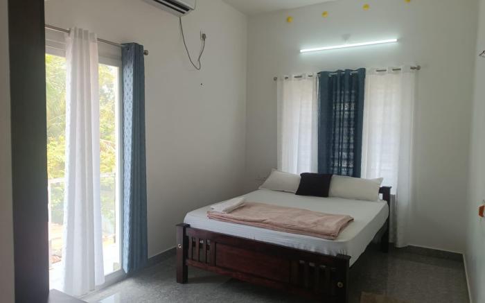 WHITEFORT ROHINI