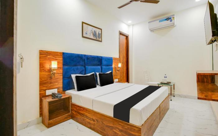 Hotel O Holiday First