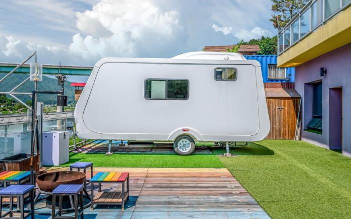 Hongcheon Botopia Caravan Park Pension