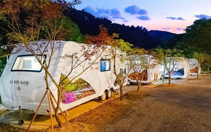 Muju camping Caravan