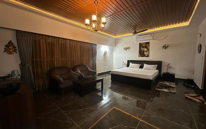 YKC FARMS & VILLAS