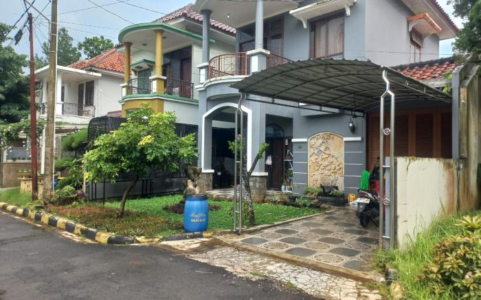 OYO 93820 Salma Homestay Syariah Near alun alun kota purwokerto