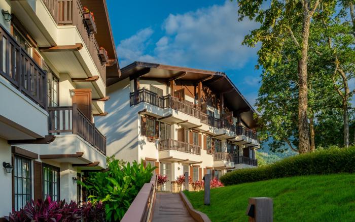 TANA SPRING RESORT
