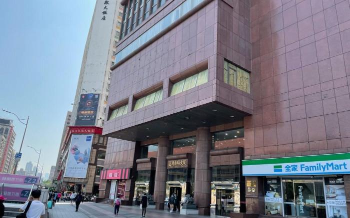 台北車站9人家庭房