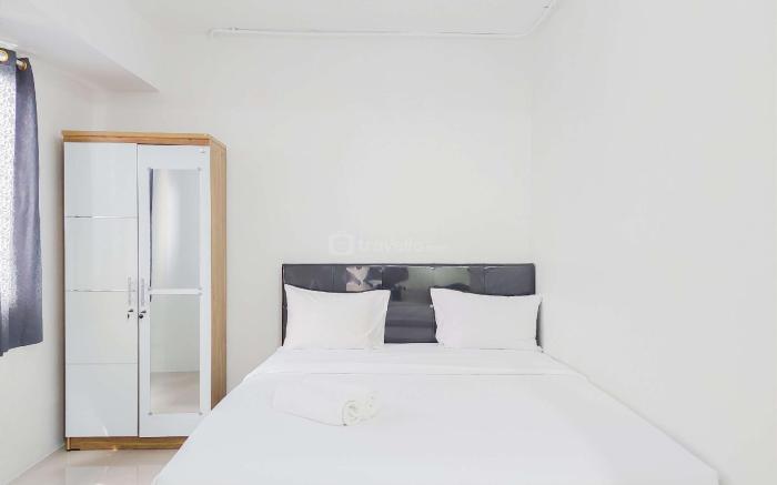 Well Cozy Studio Urbantown Serpong By Travelio