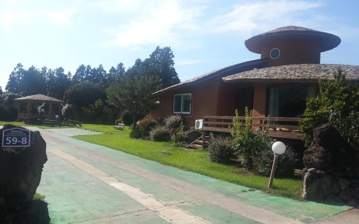 Angkure Pension