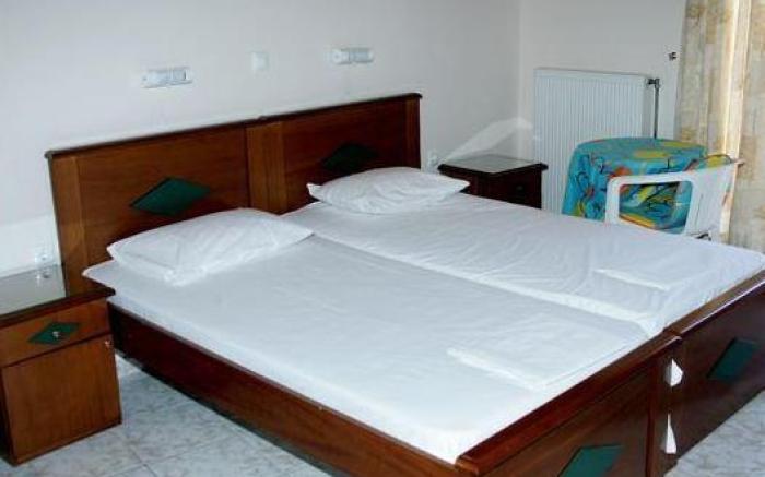 Rouchotas Apartments