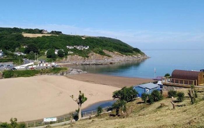Pabell Pren Glamping by Aberporth Beach Holidays