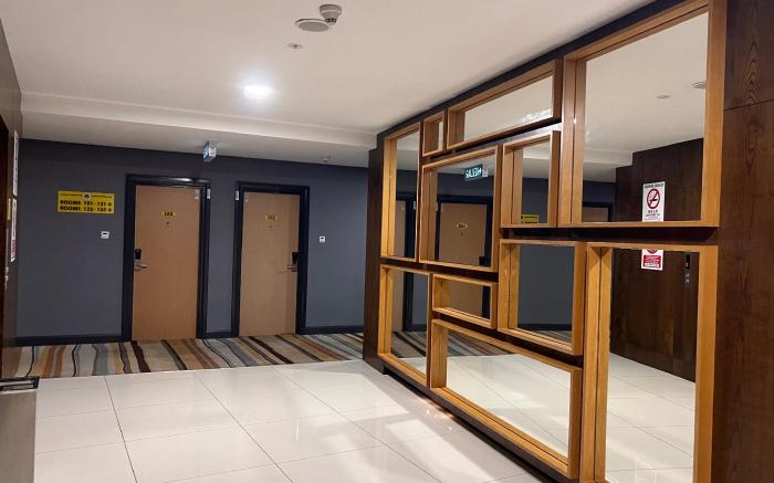 D Arc Hotel