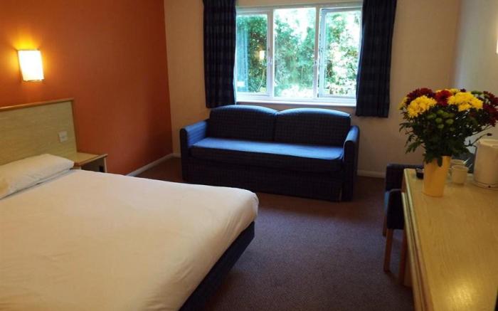 Redwings Lodge Baldock