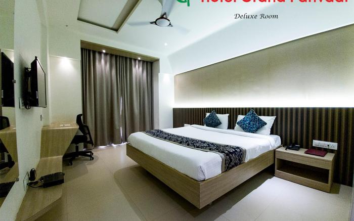 Hotel Grand Parivaar
